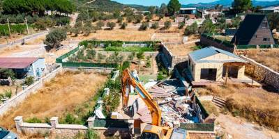 Seferihisar'da kaçak yapılarla mücadele sürüyor!