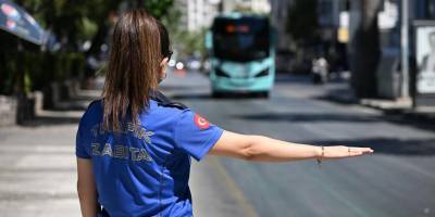 Manisa Büyükşehir'den ders zili öncesi ulaşım hamlesi