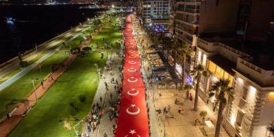 Saat saat program... İzmir 9 Eylül'e hazır!