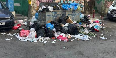 Eylem sonrası Konak’ta çöp dağları!