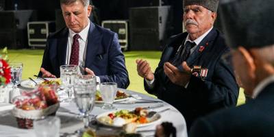 Başkan Tugay: Özgürlüğümüzü şehitlerimizin canına ve gazilerimizin cesaretine borçluyuz