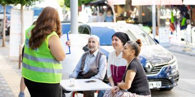 NARLIDERE BELEDİYESİ ESNAFI DİNLİYOR, SORUNLAR HIZLA ÇÖZÜLÜYOR