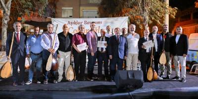 Bornova’da Aşıklar Bayramı coşkusu