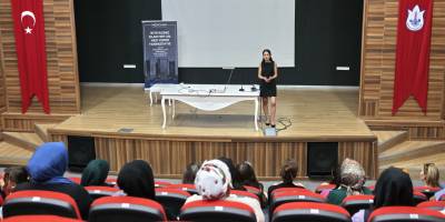 ‘Mutlu Çocuklar’ın anneleri seminere katıldı