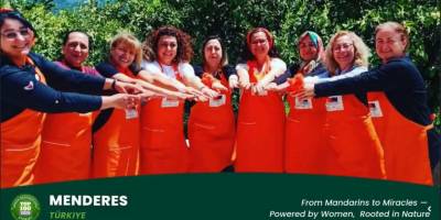 Menderes’e Fransa’da Büyük Onur