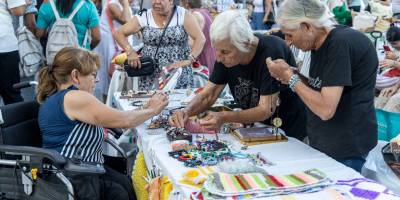 “El Emeği Gece Pazarı” kadınlara kazanç kapısı oldu