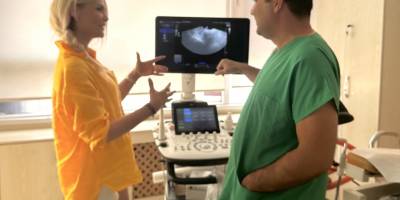 KADIN SAĞLIĞINI SESSİZCE TEHDİT EDEN YUMURTALIK KİSTLERİ NE KADAR TEHLİKELİ?