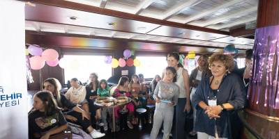 Başarılı kadınlar kız çocuklarına ilham oldu