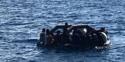 Yunanistan unsurlarınca geri itilen 36 düzensiz göçmen kurtarıldı