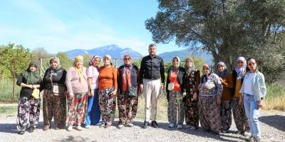 Başkan Görkem Duman, Dünya Kadın Çiftçiler Günü’nü kutladı