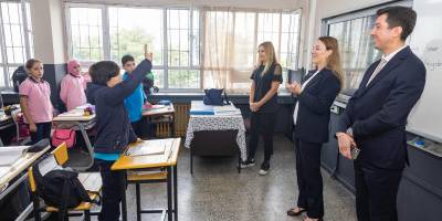 Başkan Mutlu’dan öğrencilere sürpriz ziyaret