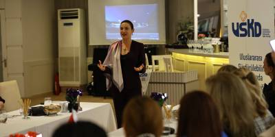 Başkan Sengel: “Efes Tarlası Yaşam Köyü Bir Cumhuriyet Projesidir”