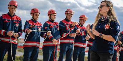 İzmir’in yeni kahramanları göreve hazırlanıyor