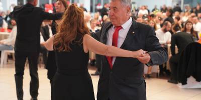 Seferihisar’da 29 Ekim Cumhuriyet Balosu’nda coşku dolu gece