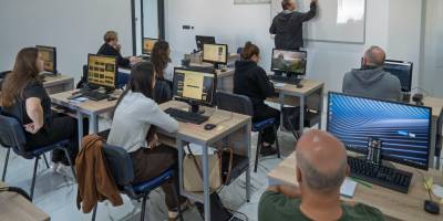 Meslek Fabrikası, mobilya sektörüne nitelikli eleman kazandırıyor