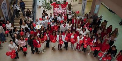 EÜ Hemşirelik Fakültesinde balonlar Cumhuriyet için havalandı