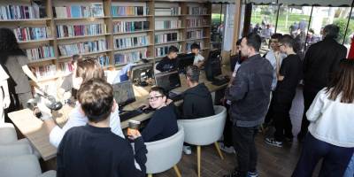 Bayraklı'da eğitimde fırsat eşitliğine dijital destek