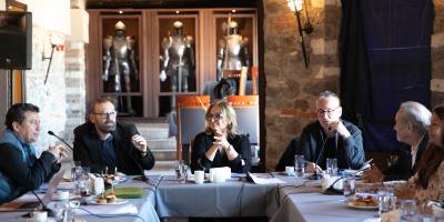 İzmir Şehir Tiyatroları Danışma Kurulu toplandı