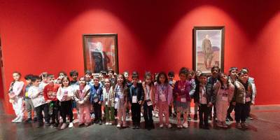 Sevginin en saf hali küçücük ellerde sergiye dönüştü