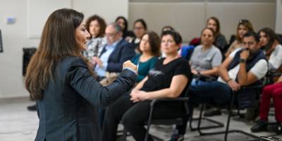 Bornova’da öğretmenlere “Yeşil Gelecek” eğitimi