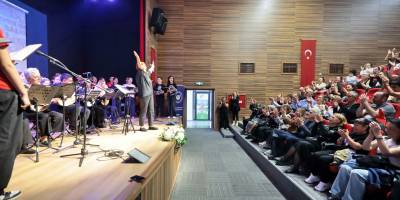 Konak Ata’sını duygu dolu oratoryo ile andı