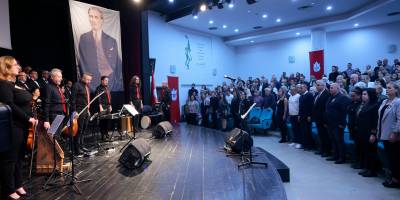 Konak’ta şarkılar Ata için söylendi