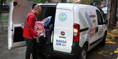 Manisa Büyükşehir’den 15 Bin Öğrenciye Çanta ve Kırtasiye Desteği