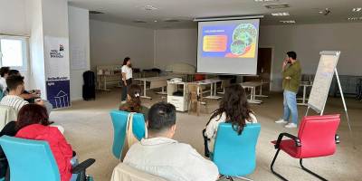 İzmir’de gençlere belediye çalışmaları hakkında eğitim