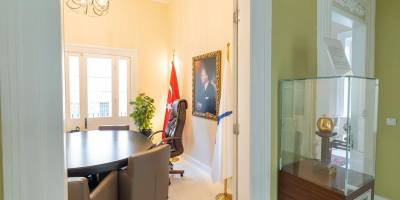 Başkan Tugay “Ay Yıldızlı Konak” seçimini anlattı