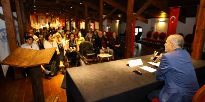 EFES SELÇUK’TA HERAKLEITOS VE İOANNA KUÇURADİ FELSEFE GÜNLERİ BAŞLADI