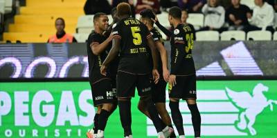 Göztepe, Antalya'yı yıktı!