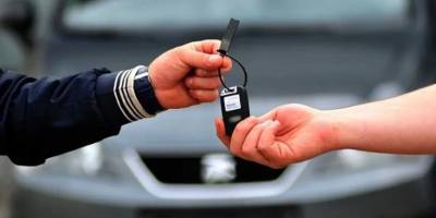 Satış rekorunun sırrı: Ev alamayan araba alıyor!