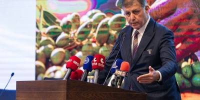 Başkan Tugay rakam verdi, DSİ'yi eleştirdi: 360 bin kaçak kuyuya göz yumuluyor!