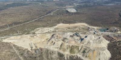 Çeşme'de baraj havzasında kaçak döküm iddiası!