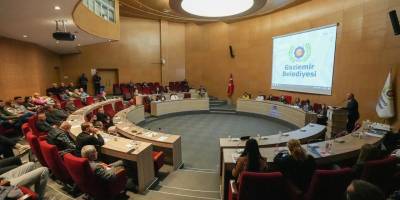 Gaziemir Meclisi’nde AK Parti’den ‘Tugay’ ve 'şarapevi' sorusu: Faturaları belediyeye mi kestiniz?