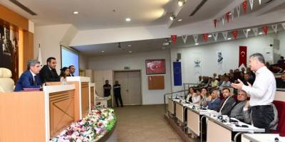 Çiğli’de gündem Çamlıkent Yapı Kooperatifi… “Siyasi manipülasyon yapıyorsunuz”