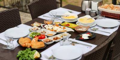 Buca’da doğayla iç içe sosyal hizmet: Dere Kafe