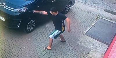 Balat’ta silahlı çatışma anları kamerada