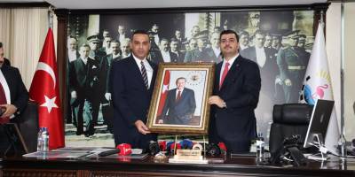 Vekil İnan’dan Çiğli’ye Müjdeler: İlçeye Yeni Yatırımlar Ve Projeler Geliyor
