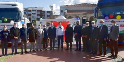 Aliağa’dan Suriye’ye iki tır yardım malzemesi gönderildi