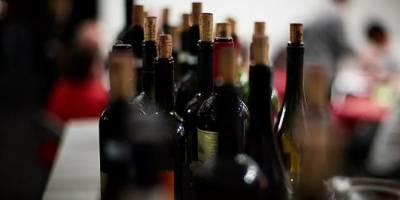 Tam kapanmada alkollü içki satışı yasak mı?