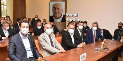 Karataş, bu akılsız il başkanı partinin başını daha çok belaya sokar dedi ve ekledi: 'Tam bir organize suç!'