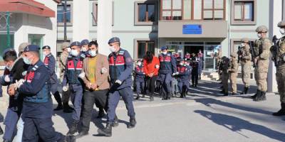 Denizli merkezli uyuşturucu operasyonunda 50 şüpheli yakalandı