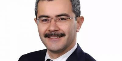 Koronavirüs testi 7 ay içerisinde 3. kez pozitif çıkan belediye başkanı karantinaya alındı