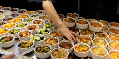 Çin'de gıda israfını önleyen yeni yasa kapsamında 'mukbang' videoları yasaklandı