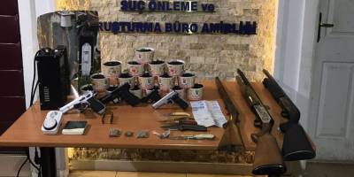 Ankara’da uyuşturucu yetiştirilen eve polis baskını