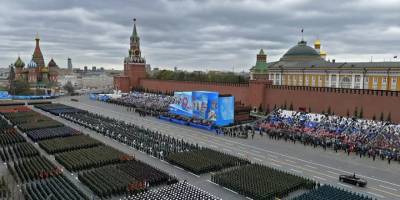 Moskova'da Nazilere karşı kazanılan Zafer'in 76. yılı kutlandı