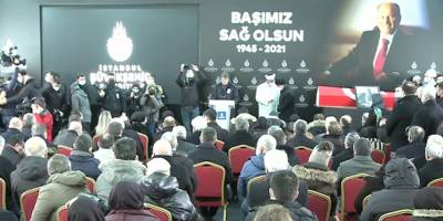 Kadir Topbaş için İstanbul Büyükşehir Belediyesi’nde tören düzenledi