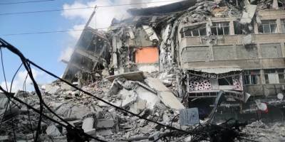 İsrail, yaralılara yardım eden sivilleri vurdu