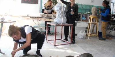 Pandemi sürecini Bodrum’da geçiren ünlü isimler sanata merak sardı